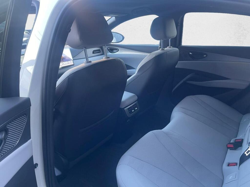 BYD Seal 6 DM-i COMFORT LITE 1.5 DM-I 212 CV 4P 9