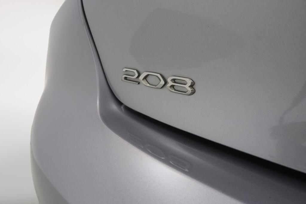 Peugeot 208 ALLURE PACK 1.2 PURETECH 100 CV AUTO 5P 21
