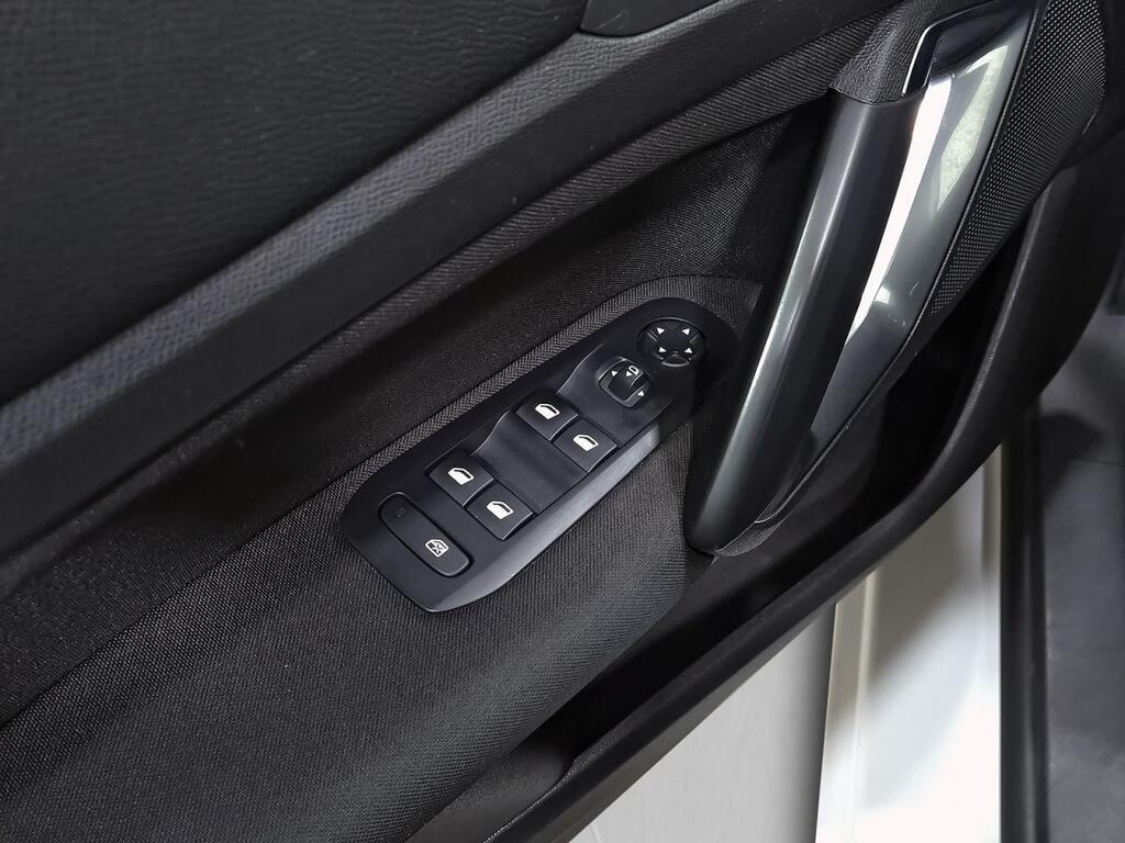 Peugeot 308 5p Active Pack BlueHDi 130 S&S 11