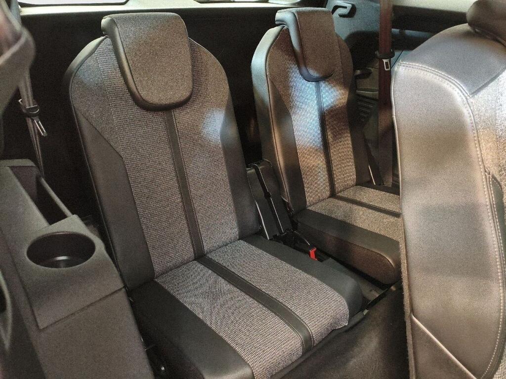 Peugeot 5008 ALLURE 1.5 BLUEHDI 130 CV S&S 5P 7 PLAZAS 17