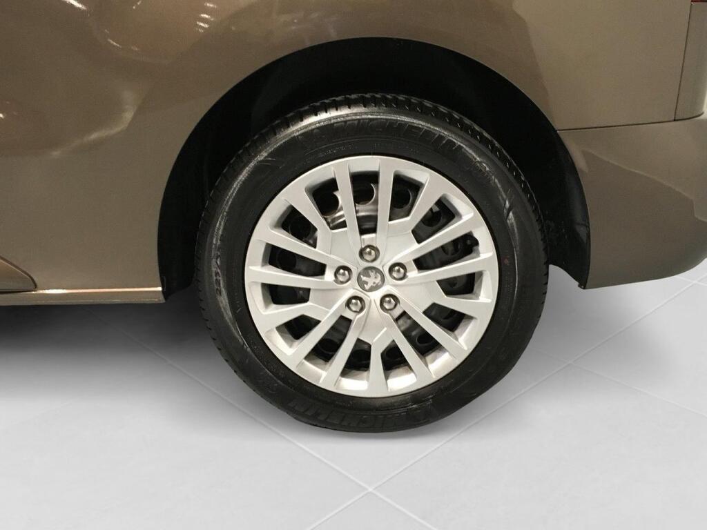 Peugeot Traveller BUSINESS 2.0 BLUEHDI 150 CV STANDARD S&S 4P 9 PLAZAS 4