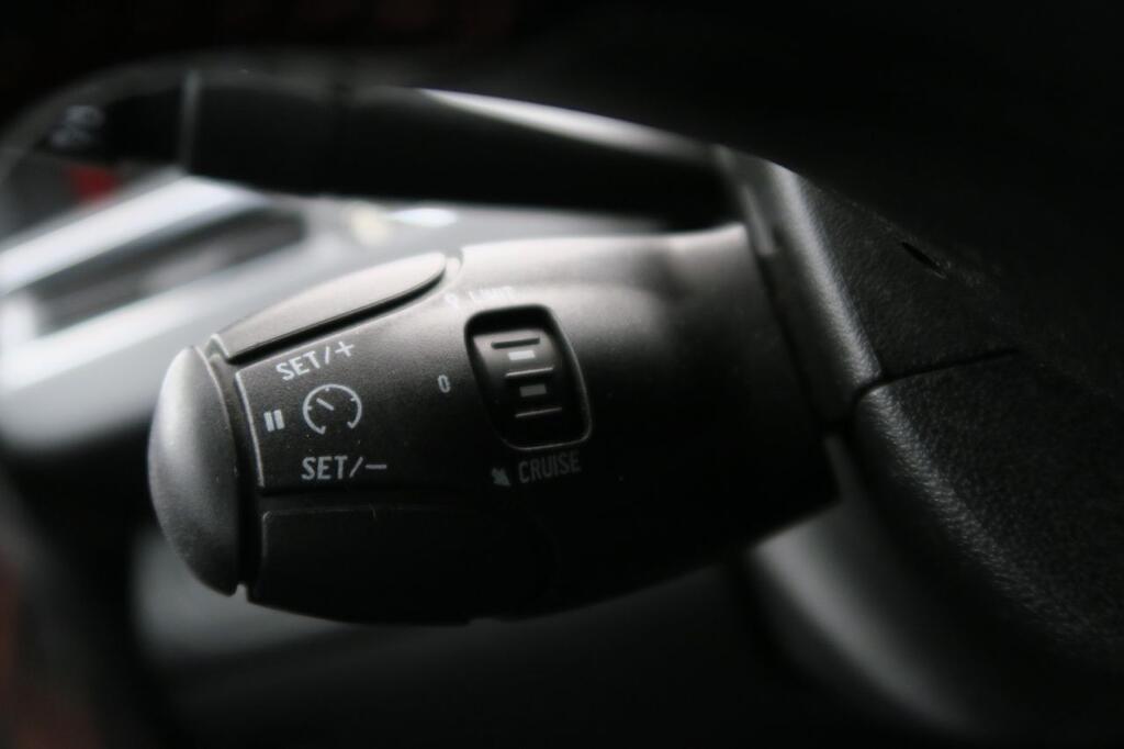 Peugeot 2008 GT LINE 1.2 PURETECH 130 CV S&S 5P 14