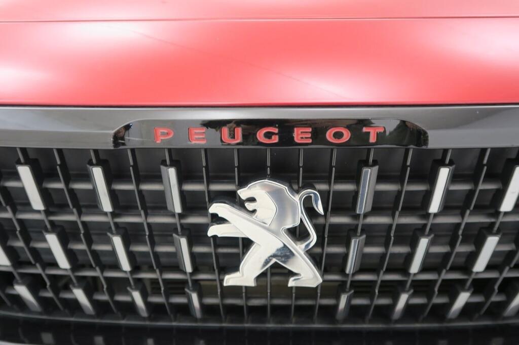 Peugeot 2008 GT LINE 1.2 PURETECH 130 CV S&S 5P 21