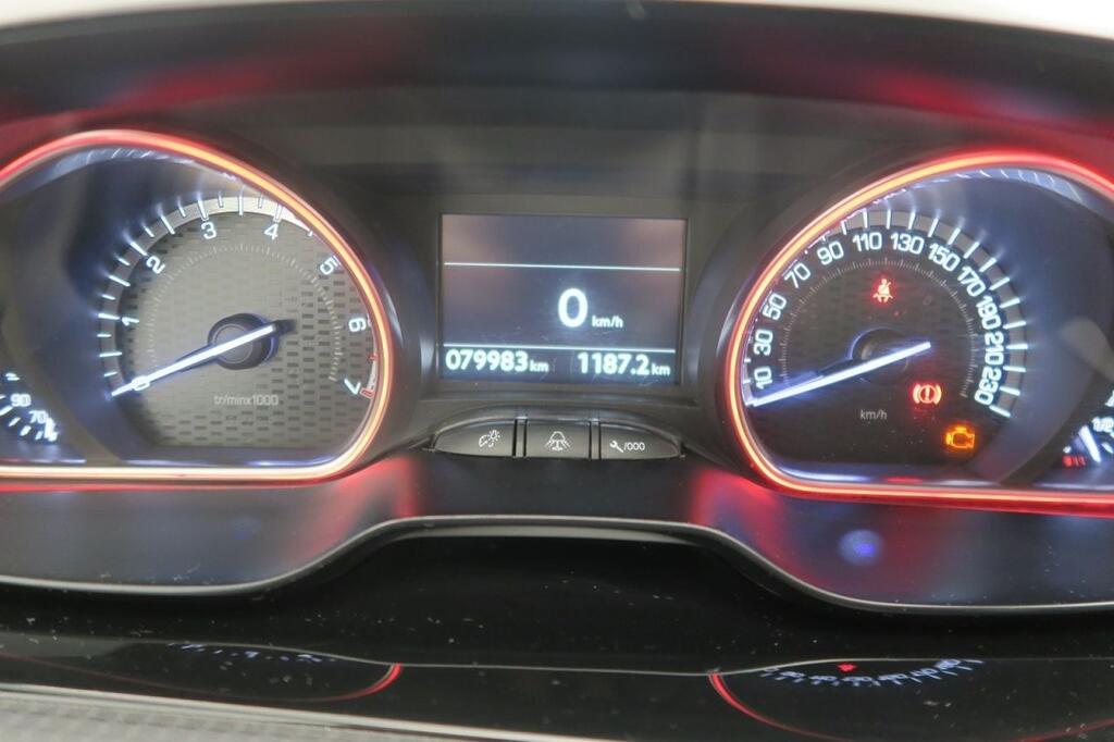 Peugeot 2008 GT LINE 1.2 PURETECH 130 CV S&S 5P 10