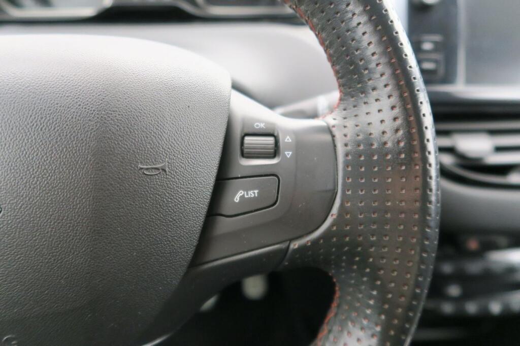 Peugeot 2008 GT LINE 1.2 PURETECH 130 CV S&S 5P 12