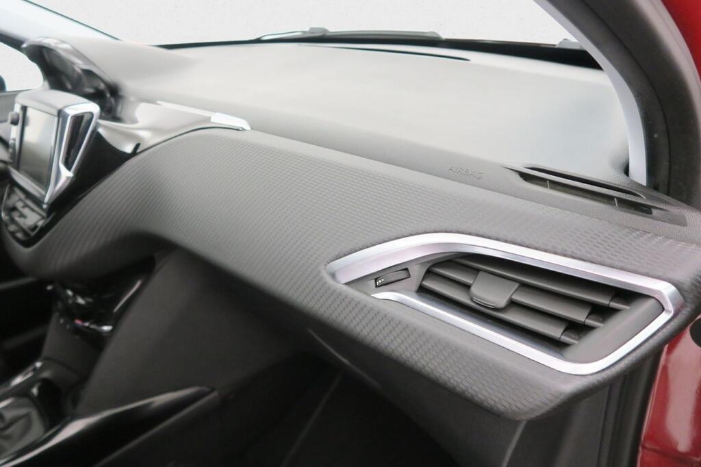 Peugeot 2008 GT LINE 1.2 PURETECH 130 CV S&S 5P 17