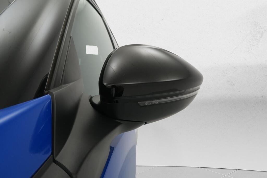 Peugeot 2008 GT 1.2 PURETECH 130 S&S 5P 23