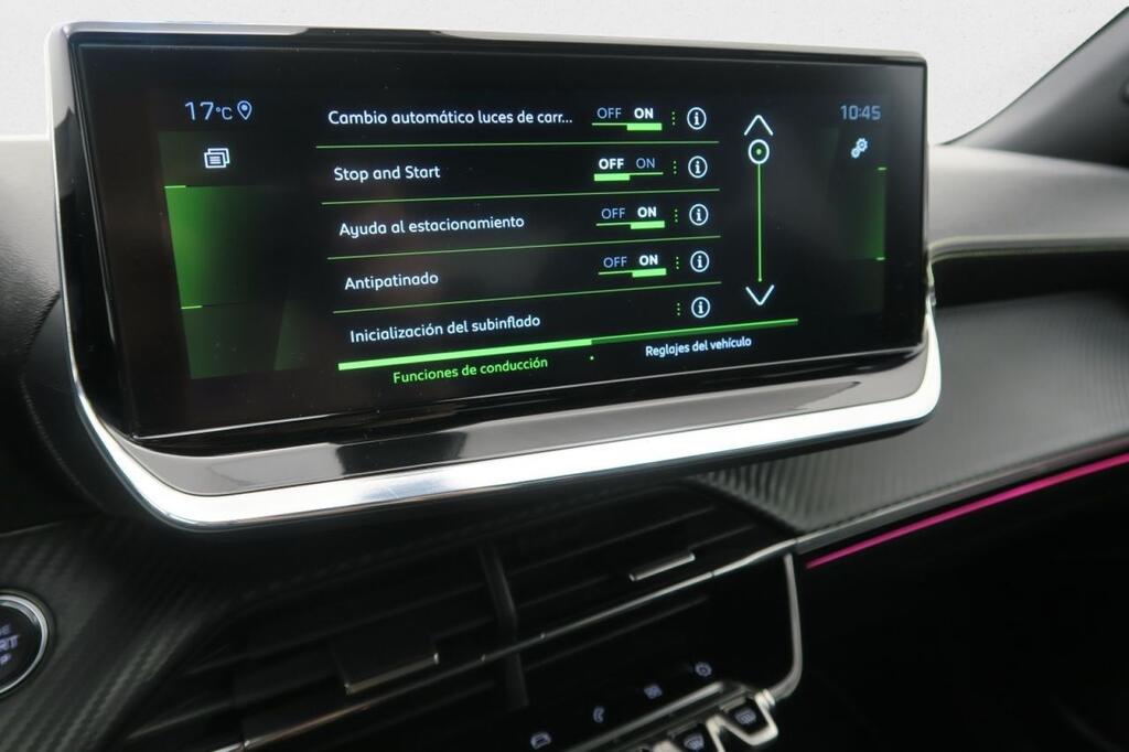 Peugeot 2008 GT 1.2 PURETECH 130 S&S 5P 9