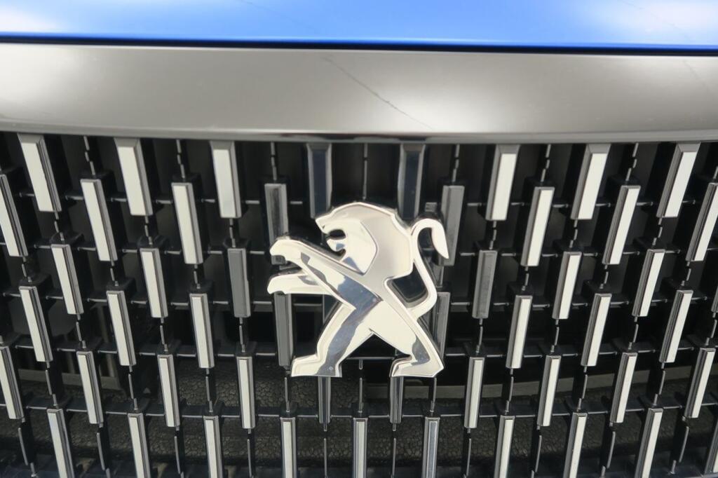 Peugeot 2008 GT 1.2 PURETECH 130 S&S 5P 20