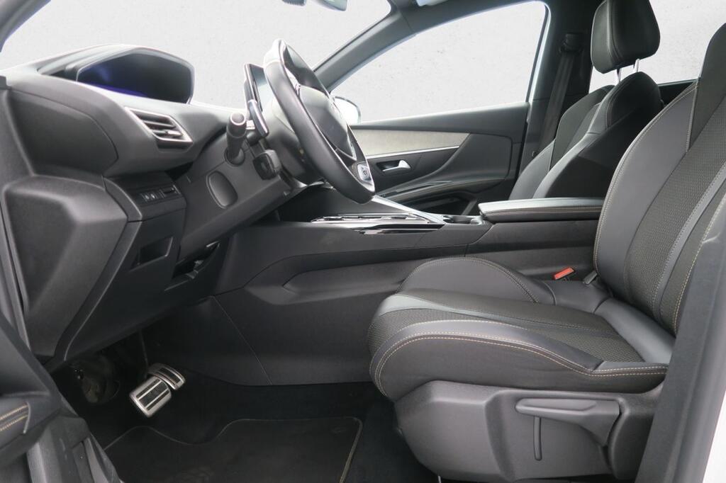 Peugeot 5008 GT 1.5 BLUEHDI 130 CV S&S AUTO 5P 7 PLAZAS 20