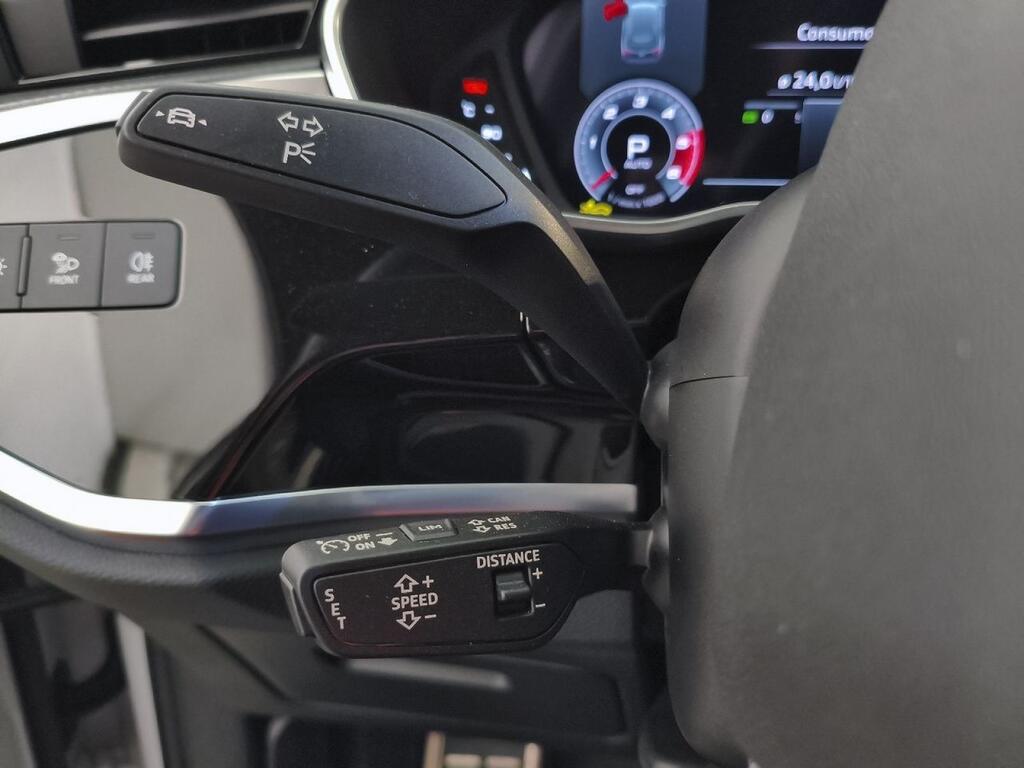 Audi Q3 Black line 35 TDI 110kW (150CV) S tronic 14