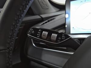 Ebro S400 1.5 DHE HEV Excellence CVT 16