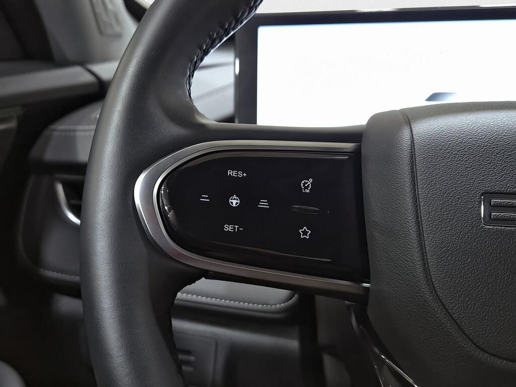Ebro S400 1.5 DHE HEV Excellence CVT 18