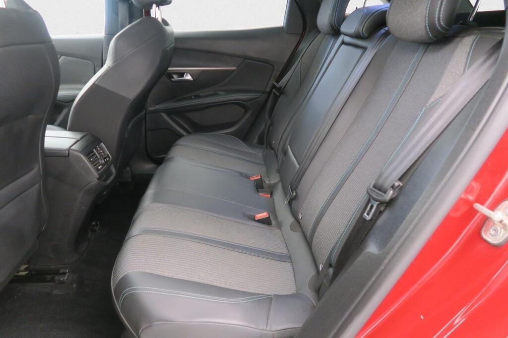 Peugeot 3008 1.2 PureTech 96KW (130CV) S&S Allure 15