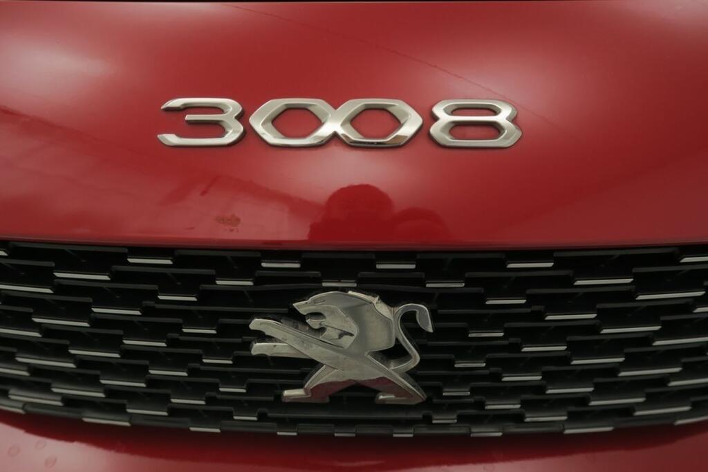Peugeot 3008 1.2 PureTech 96KW (130CV) S&S Allure 17