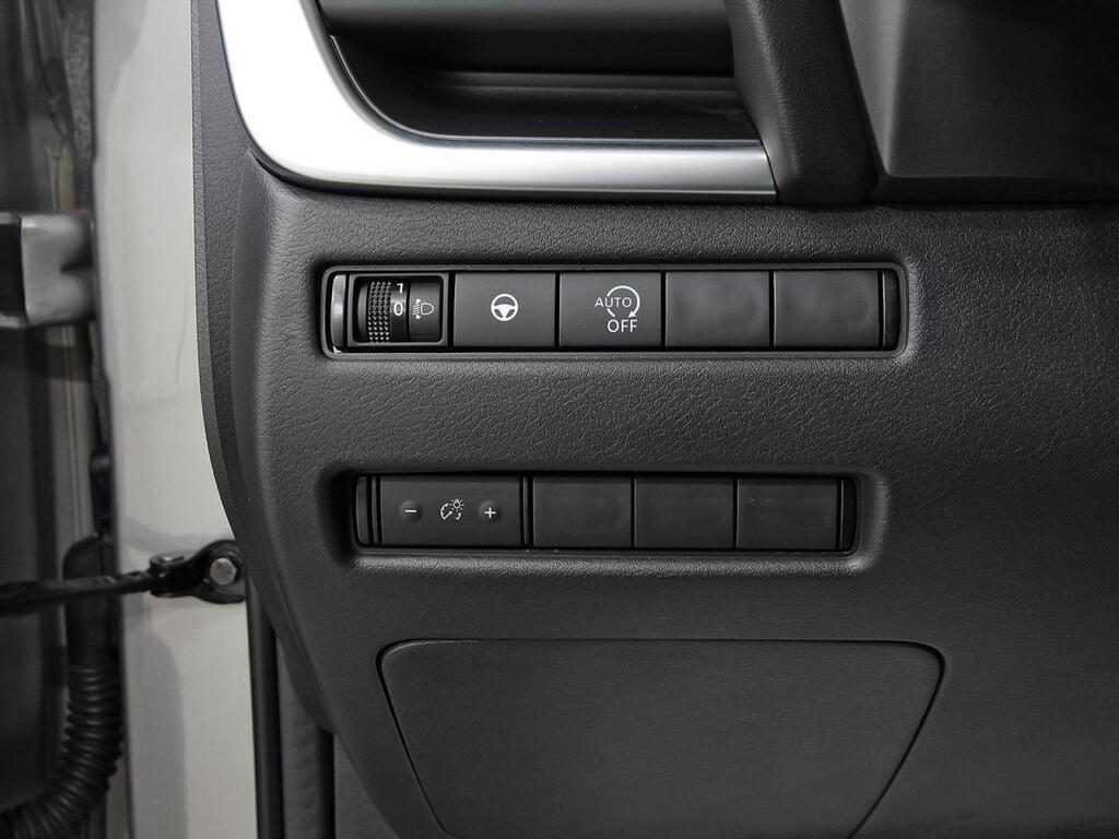 Nissan Qashqai DIG-T 103kW N-Connecta 13