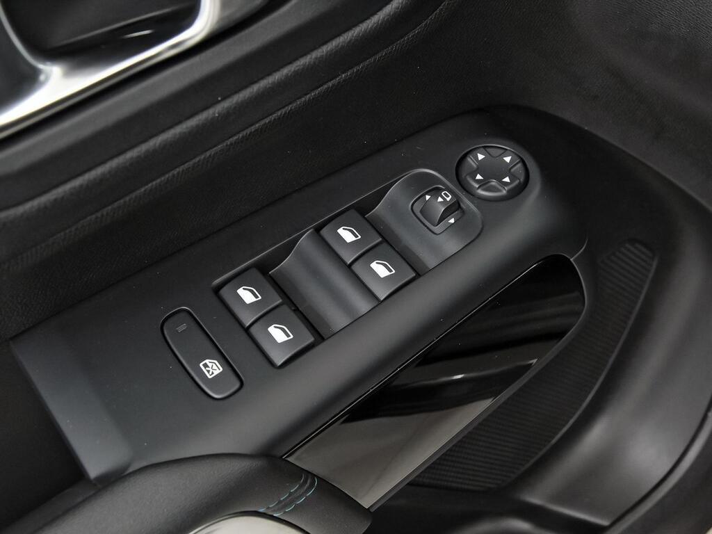 Citroën C5 Aircross HYBRID 100kW (136CV) e-DCS6 Plus 13