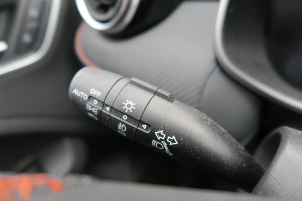 MG ZS LUXURY 1.0T 111 CV 5P 15