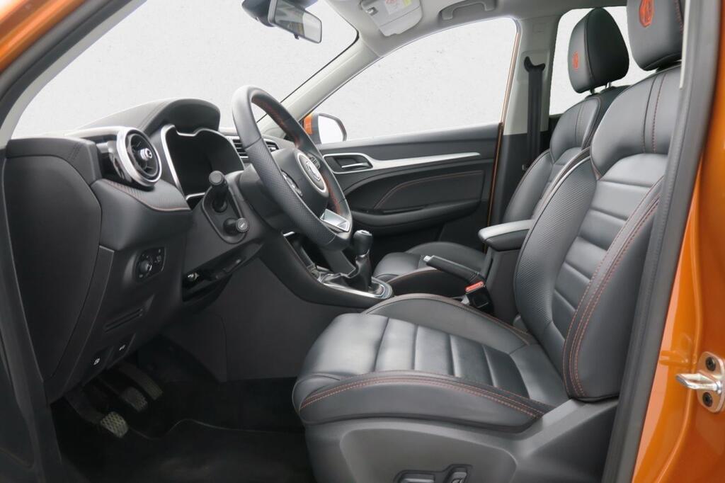 MG ZS LUXURY 1.0T 111 CV 5P 22