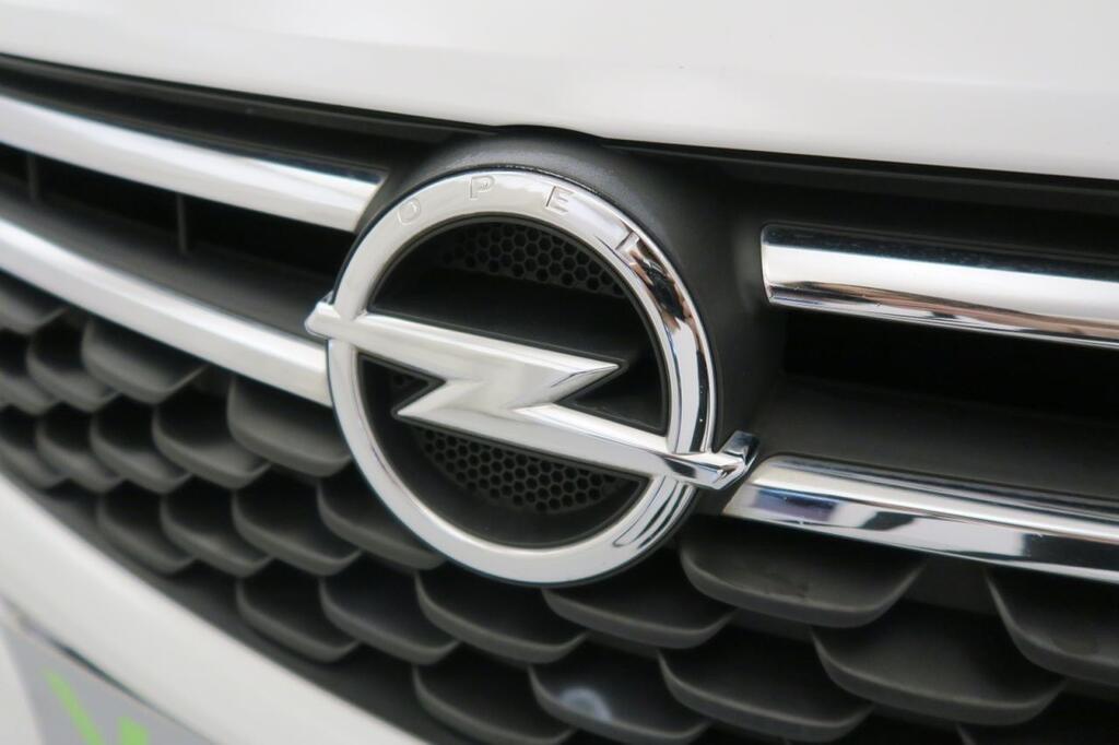 Opel Astra 120 ANIVERSARIO 1.6 CDTI 110 CV 5P 24