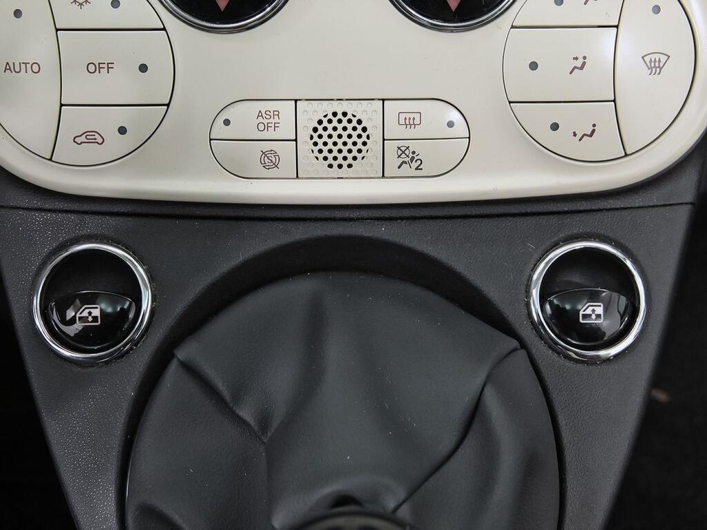 Fiat 500 Dolcevita 1.0 Hybrid 51KW (70 CV) 23