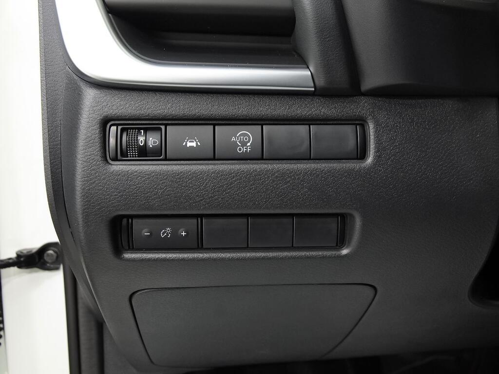 Nissan Qashqai DIG-T 103kW (140CV) mHEV 4x2 Acenta 27