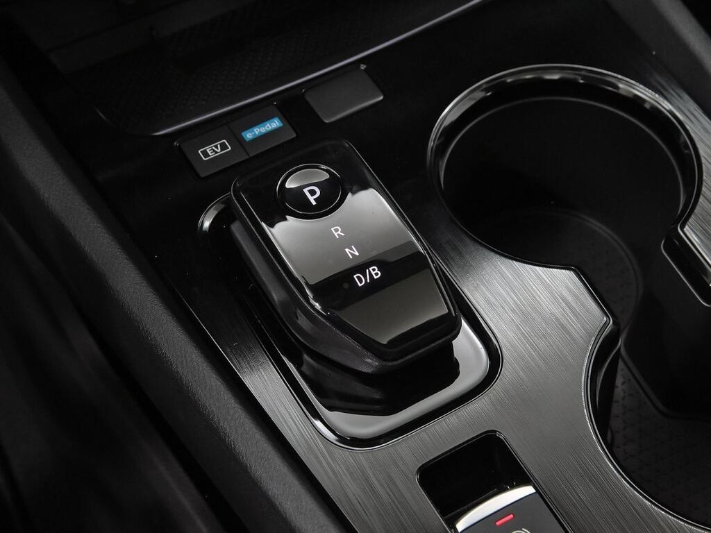 Nissan X-Trail 5pl 1.5 e-POWER 152kW 4x2 A/T N-Connecta 36