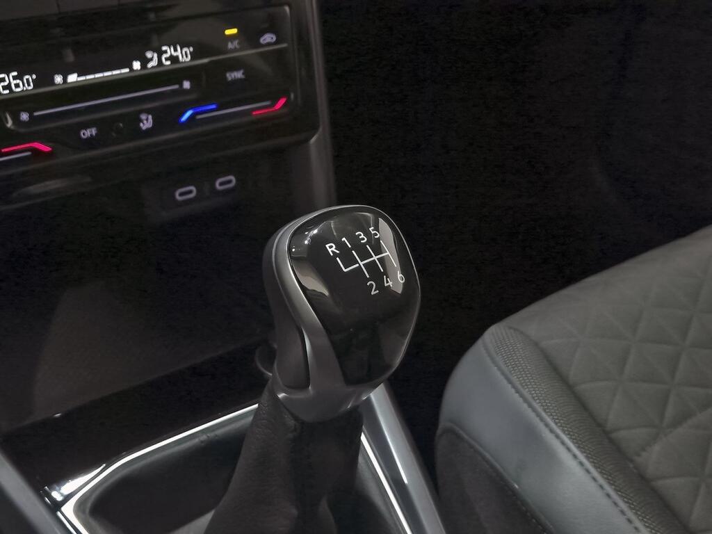 Volkswagen T-Cross Sport 1.0 TSI 81kW (110CV) 27