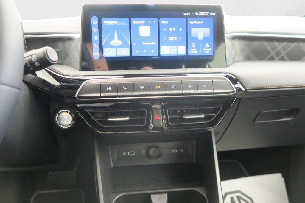 MG MG3 LUXURY 1.5 HYBRID+ 195 CV 5P 11