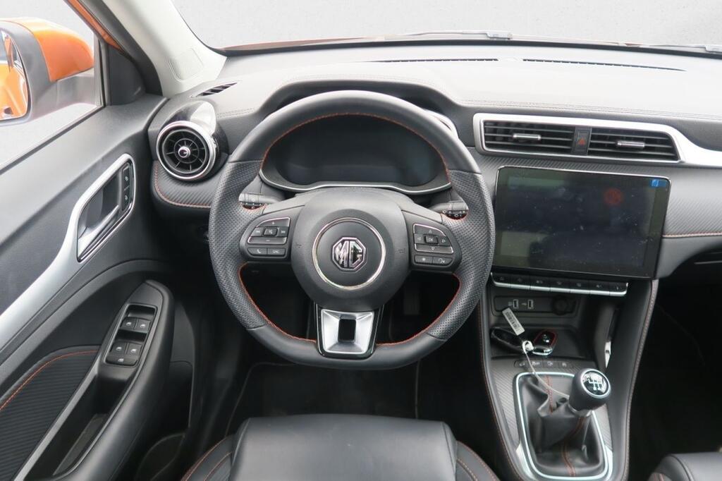 MG ZS LUXURY 1.0T 111 CV 5P 17