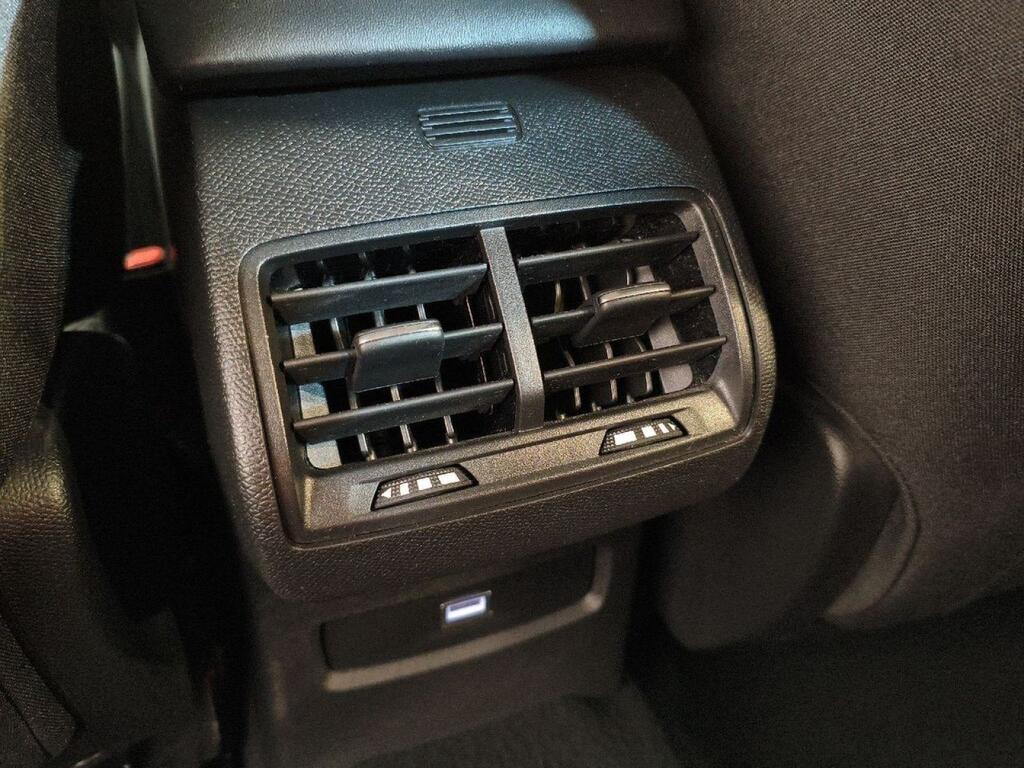 Citroën C4 SHINE 1.2 PURETECH 130 CV S&S 5P 18