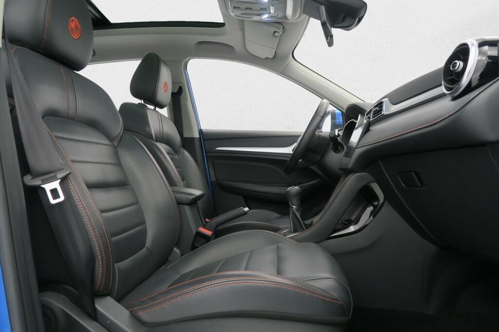 MG ZS COMFORT 1.0T 111 CV AUTO 5P 19