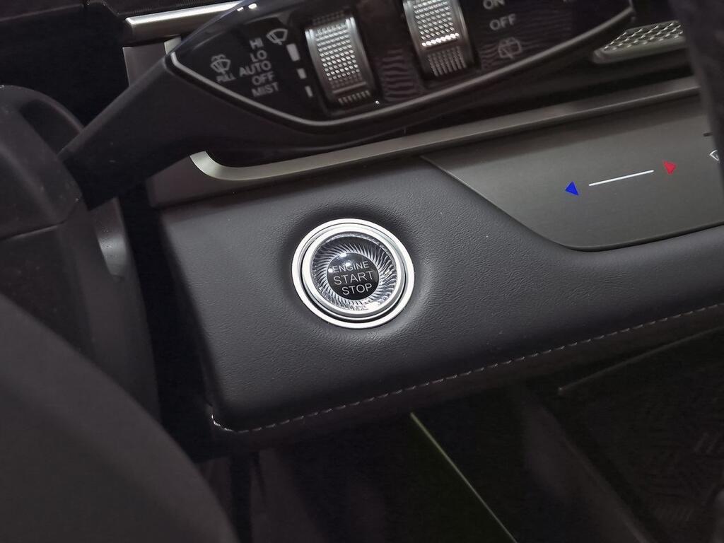 Ebro S700 1.6 TGDI Luxury 7 DCT 17