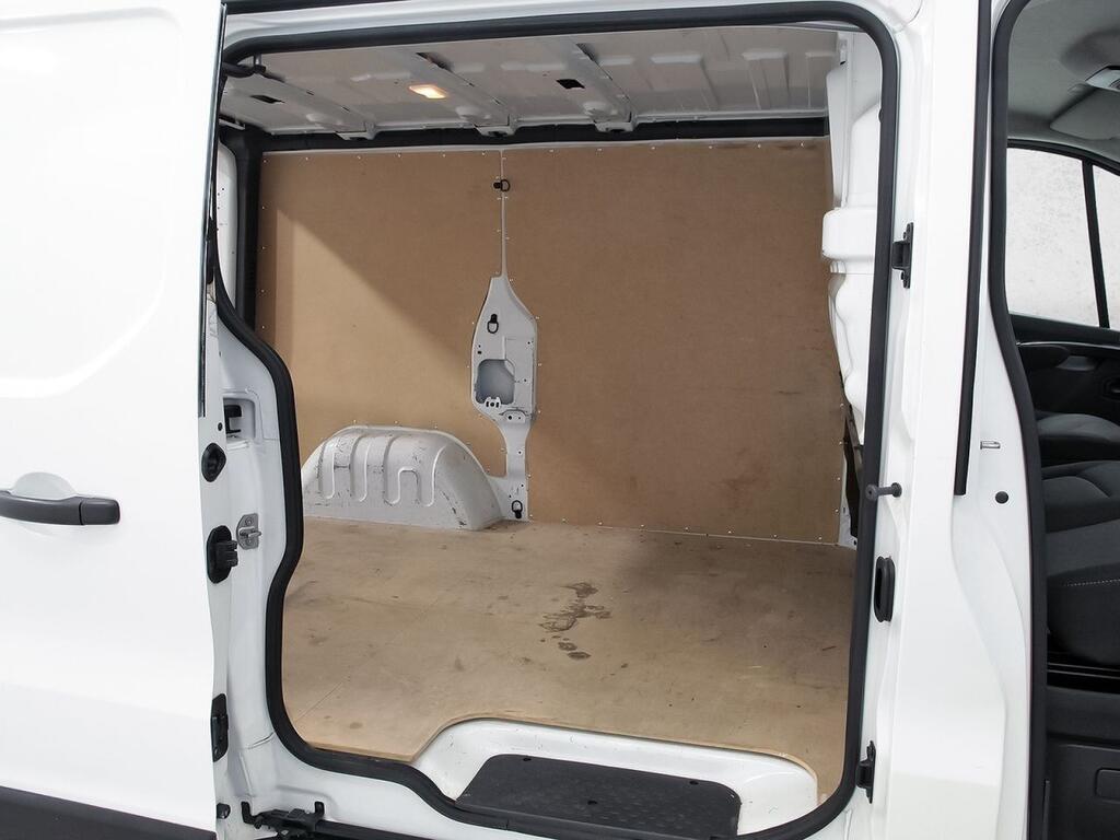 Nissan Primastar 2.0DCI 110CV GO L1H1 4P 8