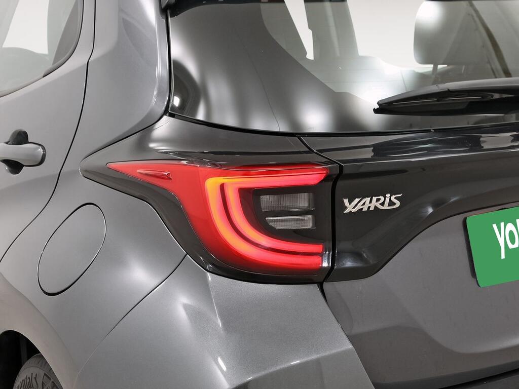 Toyota Yaris 1.5 120H Active Plus 30