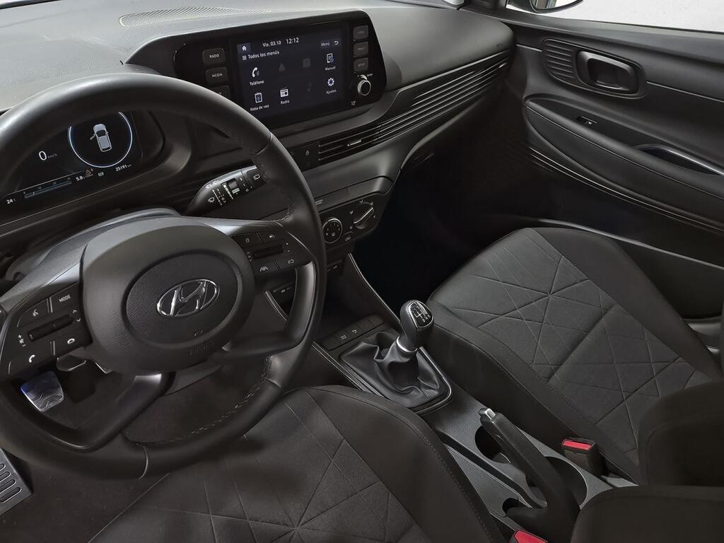 Hyundai Bayon 1.0 TGDI 74kW (100CV) 48V Maxx 27