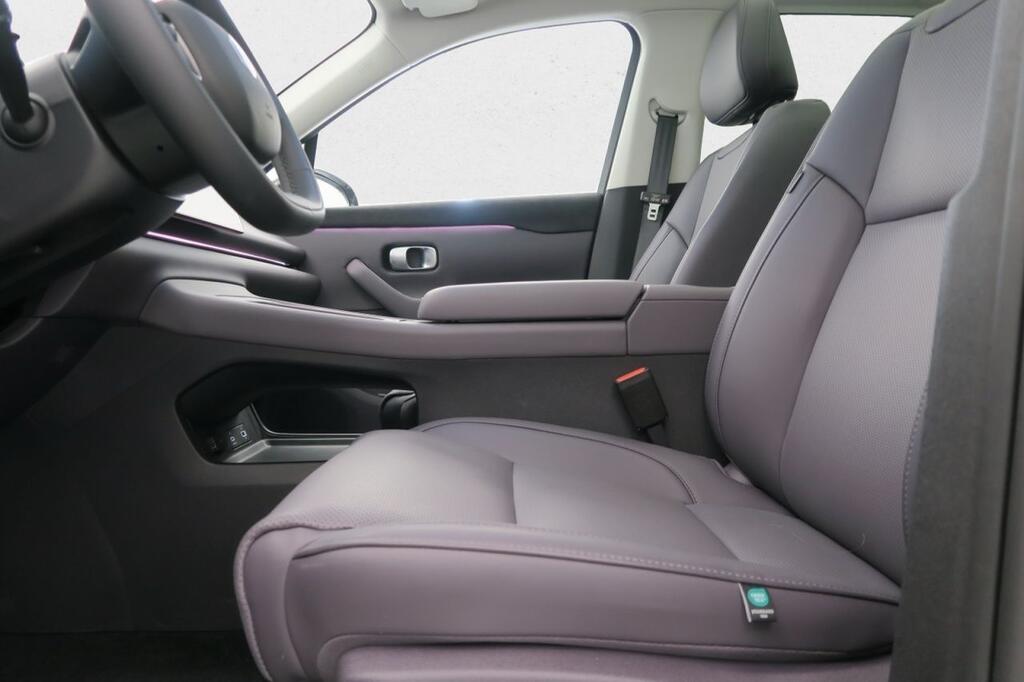 Leapmotor C10 C10 BEV 69.9kWh Design Auto 19