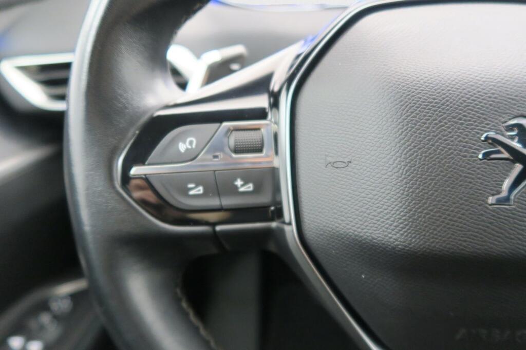 Peugeot 5008 ALLURE PACK 1.2 PURETECH 130 CV AUTO S&S 5P 7 PLAZAS 16