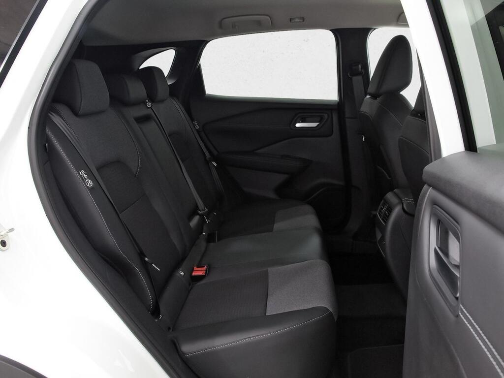 Nissan Qashqai DIG-T 103kW N-Connecta 8