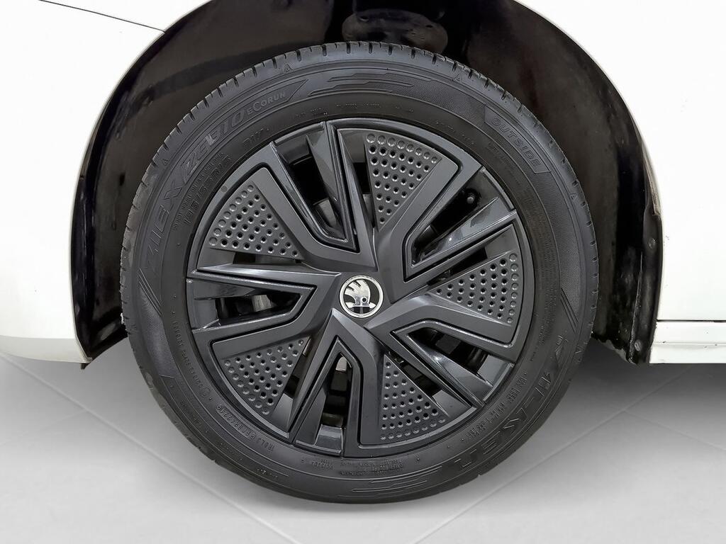 Skoda Fabia 1.0 TSI 70KW (95CV) Style 8