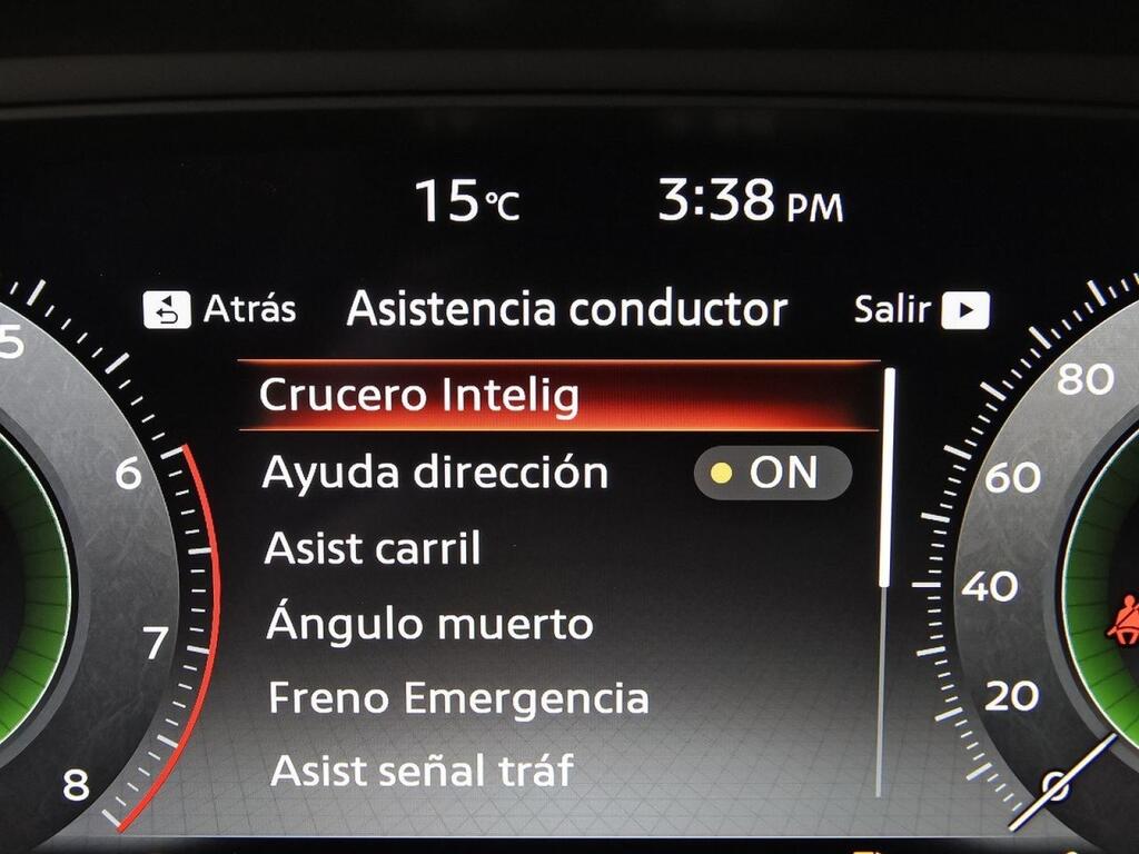 Nissan Qashqai DIG-T 103kW N-Connecta 29