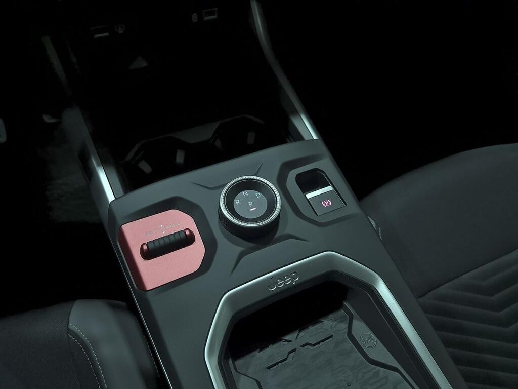 Jeep Compass eHybrid Jeep Compass MHEV Altitude 32