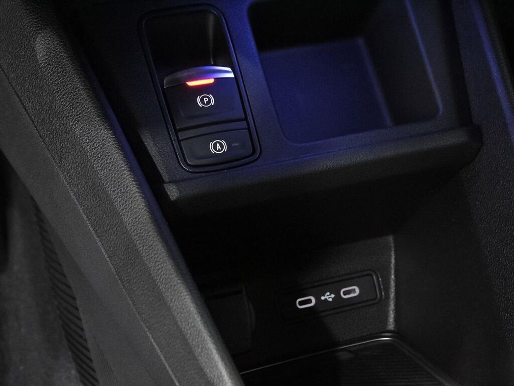 Nissan Micra Long Range 4x2 Tekna 37