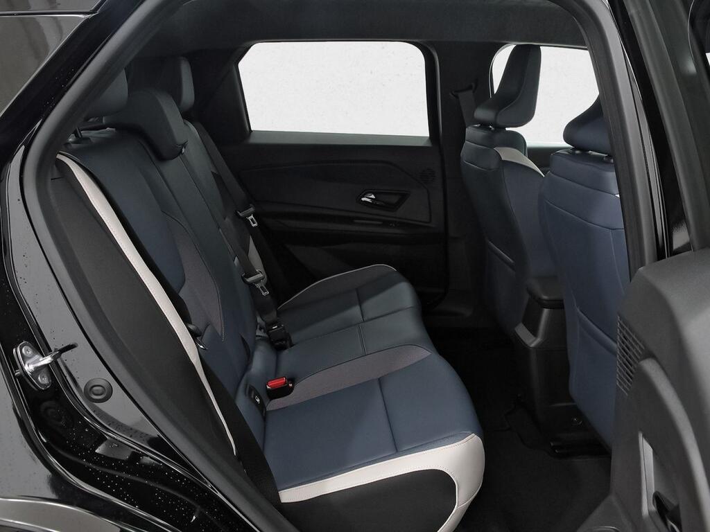 Nissan Micra Long Range 4x2 Tekna 8