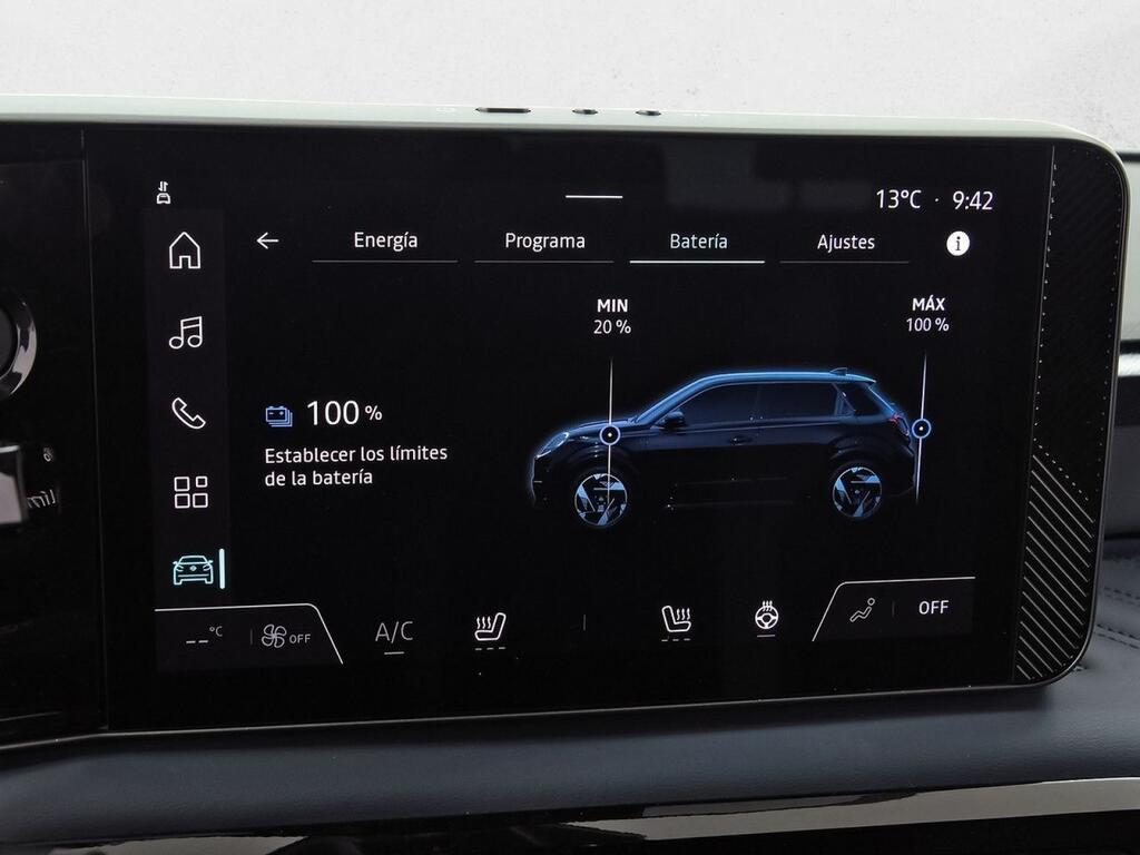 Nissan Micra Long Range 4x2 Tekna 31