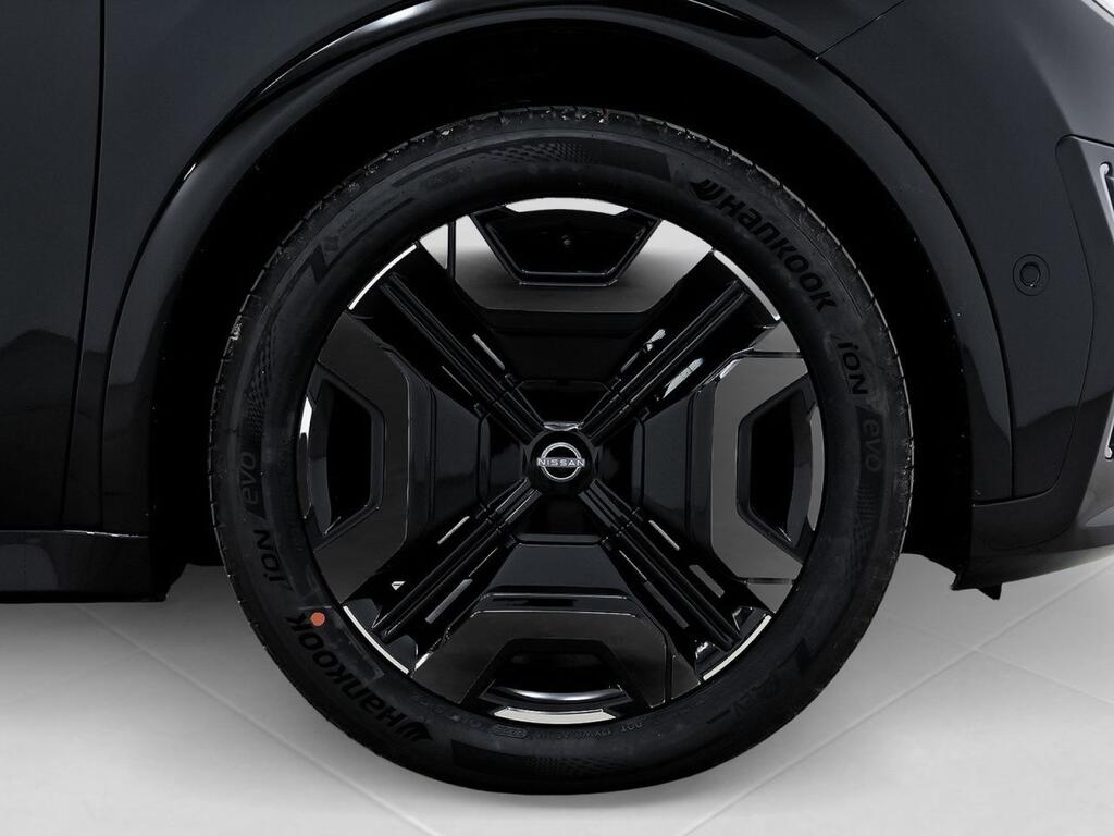 Nissan Micra Long Range 4x2 Tekna 10