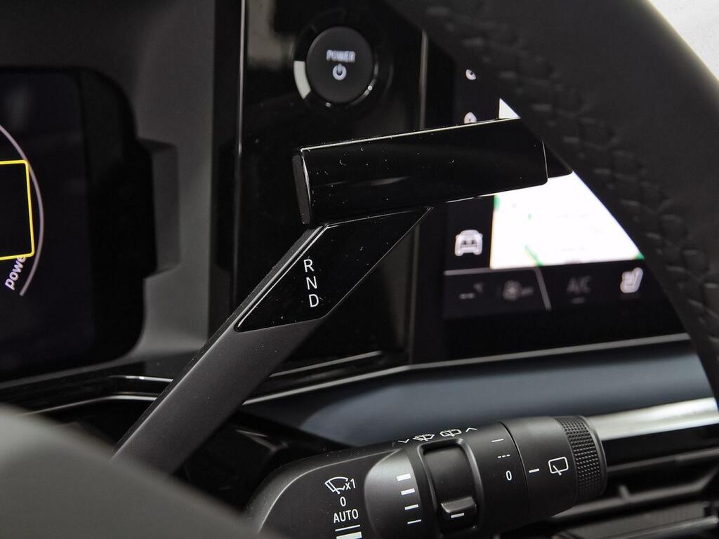 Nissan Micra Long Range 4x2 Tekna 18