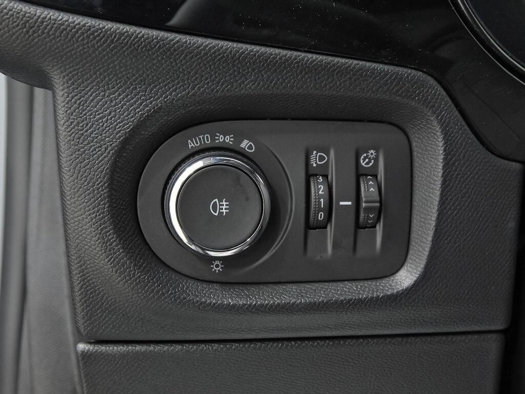 Opel Corsa 1.2T XHL 74KW GS 5P 14