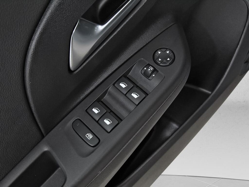 Opel Corsa 1.2T XHL 74KW GS 5P 13