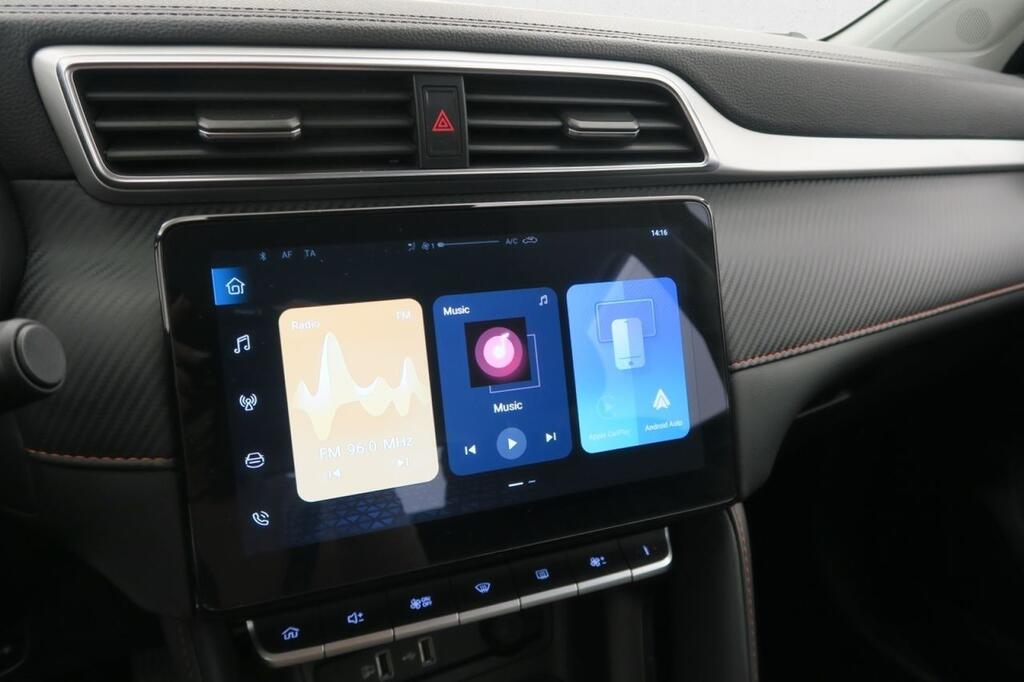 MG ZS COMFORT 1.5 106 CV 5P 8